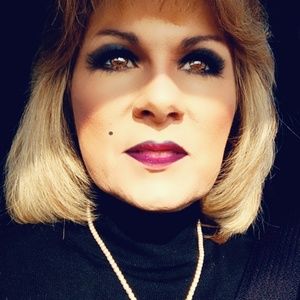 Meet your Posher, Dianna